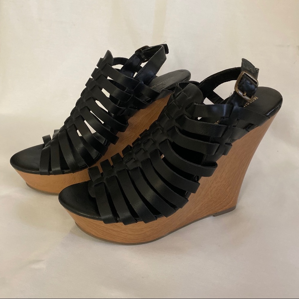 Platform Wedge Sandals | black upper & wood print base | size 8.5